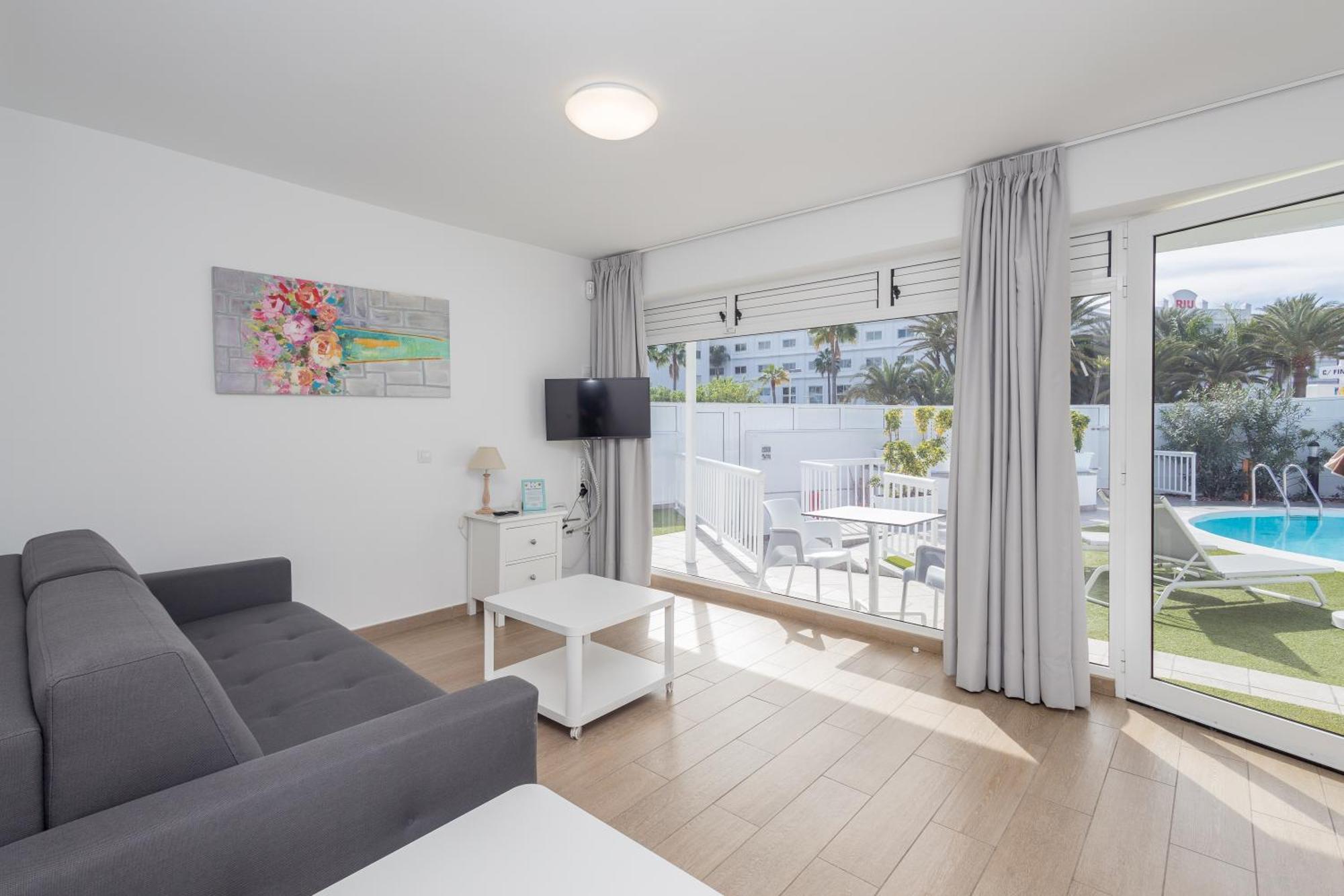 Lightbooking Alemania Piscina Privada Playa Del Ingles Bagian luar foto